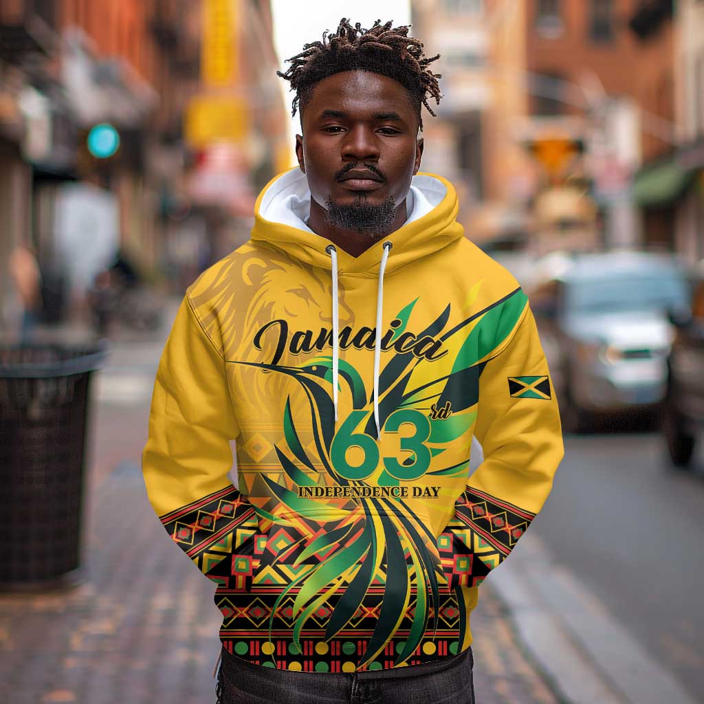 Personalized Black Jamaican Independence Day 1962 Hoodie Jumieka Streamertail Reggae Pattern LT01