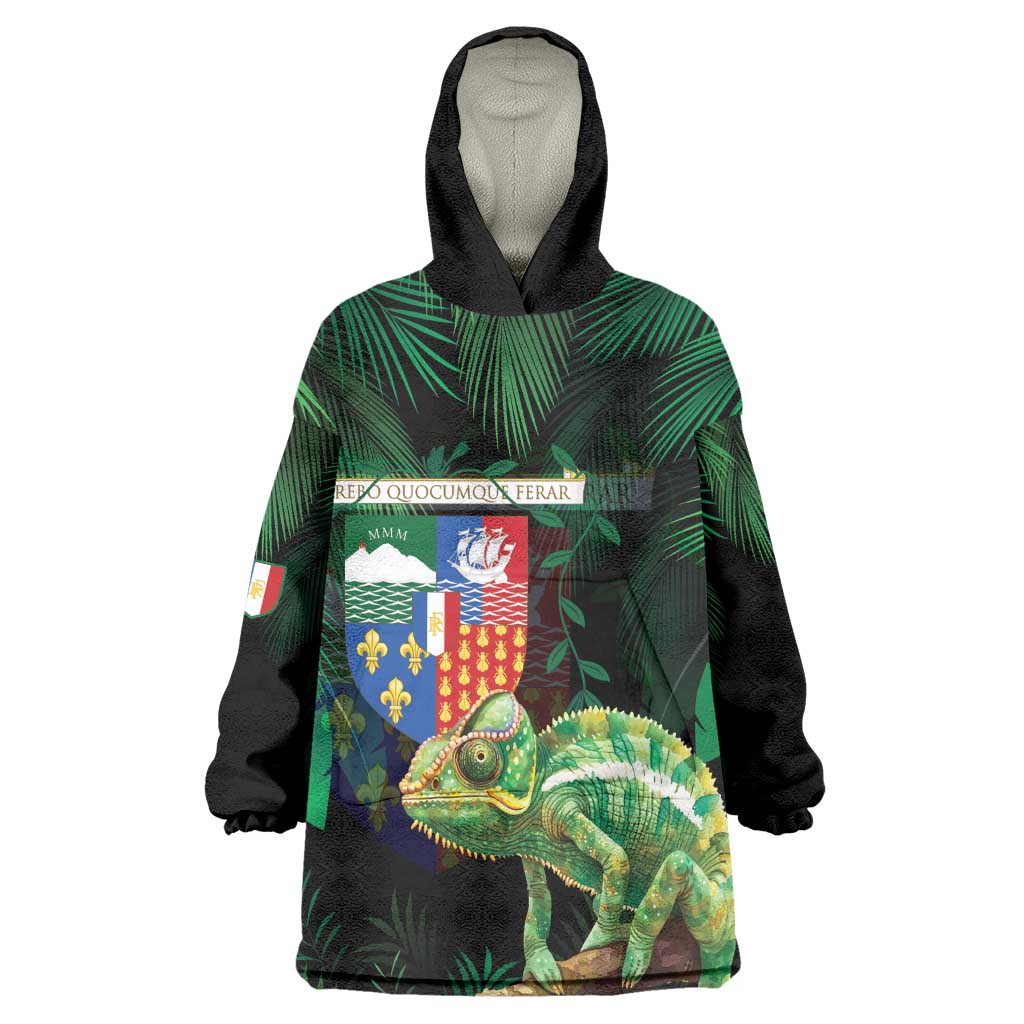 Reunion Island Kid Wearable Blanket Hoodie Furcifer Pardalis