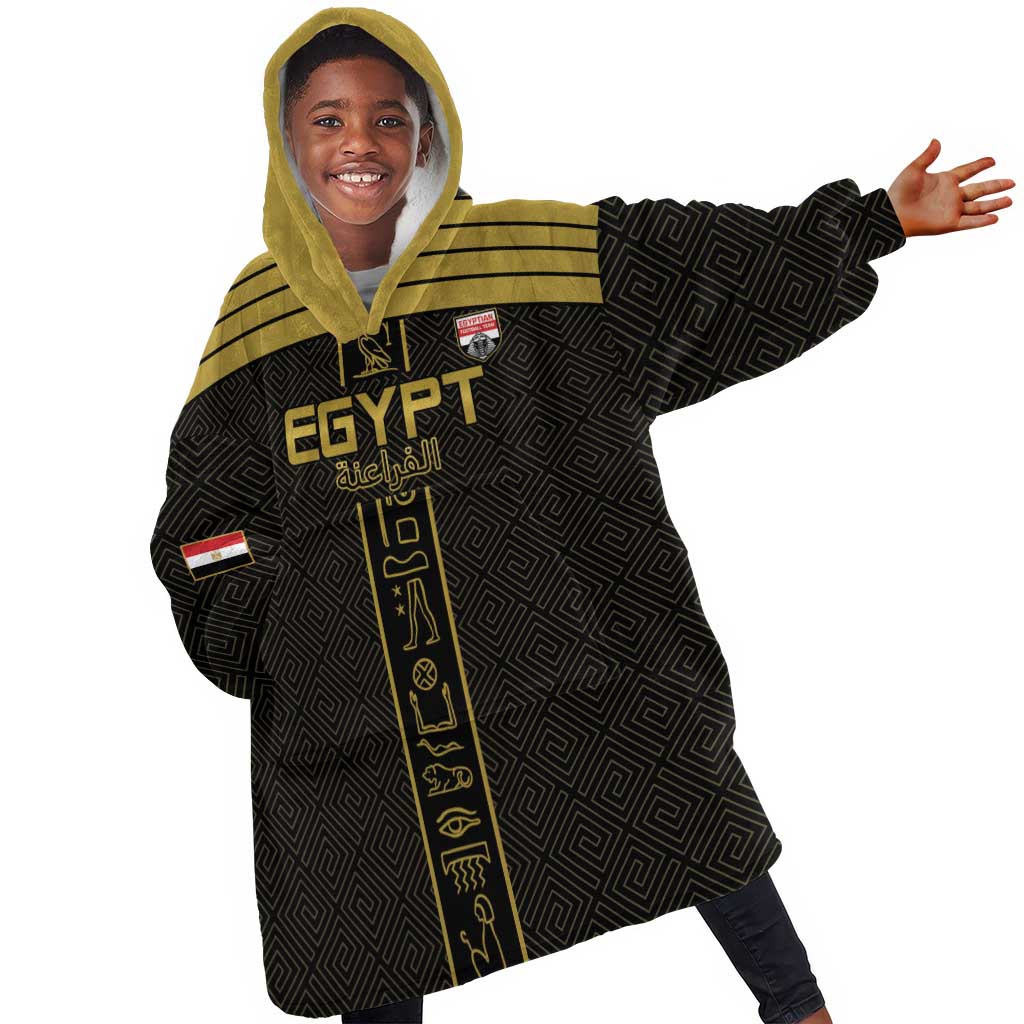 Egyptian Football Custom Kid Wearable Blanket Hoodie Yalla Masr - Black Ver