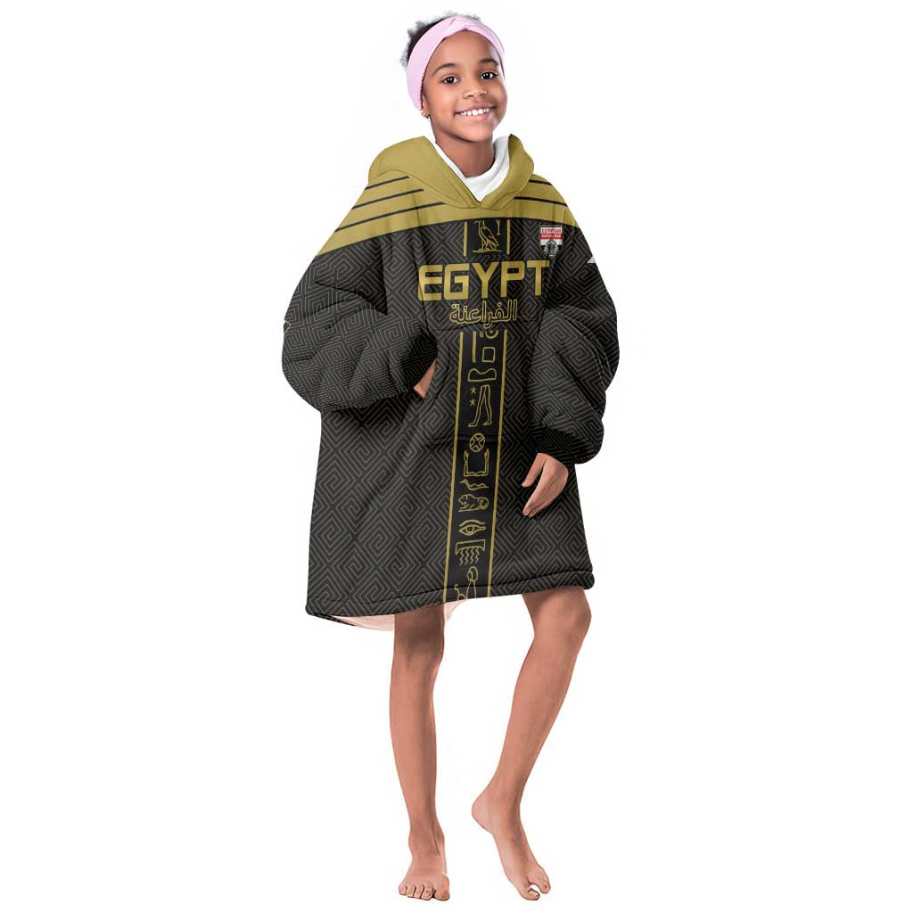 Egyptian Football Custom Kid Wearable Blanket Hoodie Yalla Masr - Black Ver