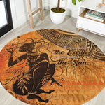 African Women Round Carpet With Tribal Pattern - African Pride