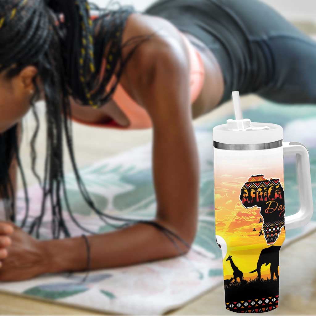 Africa Day Tumbler With Handle Safari With Map - African Pattern