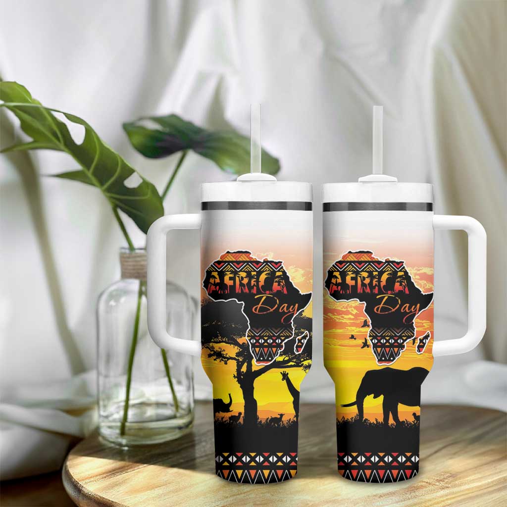 Africa Day Tumbler With Handle Safari With Map - African Pattern