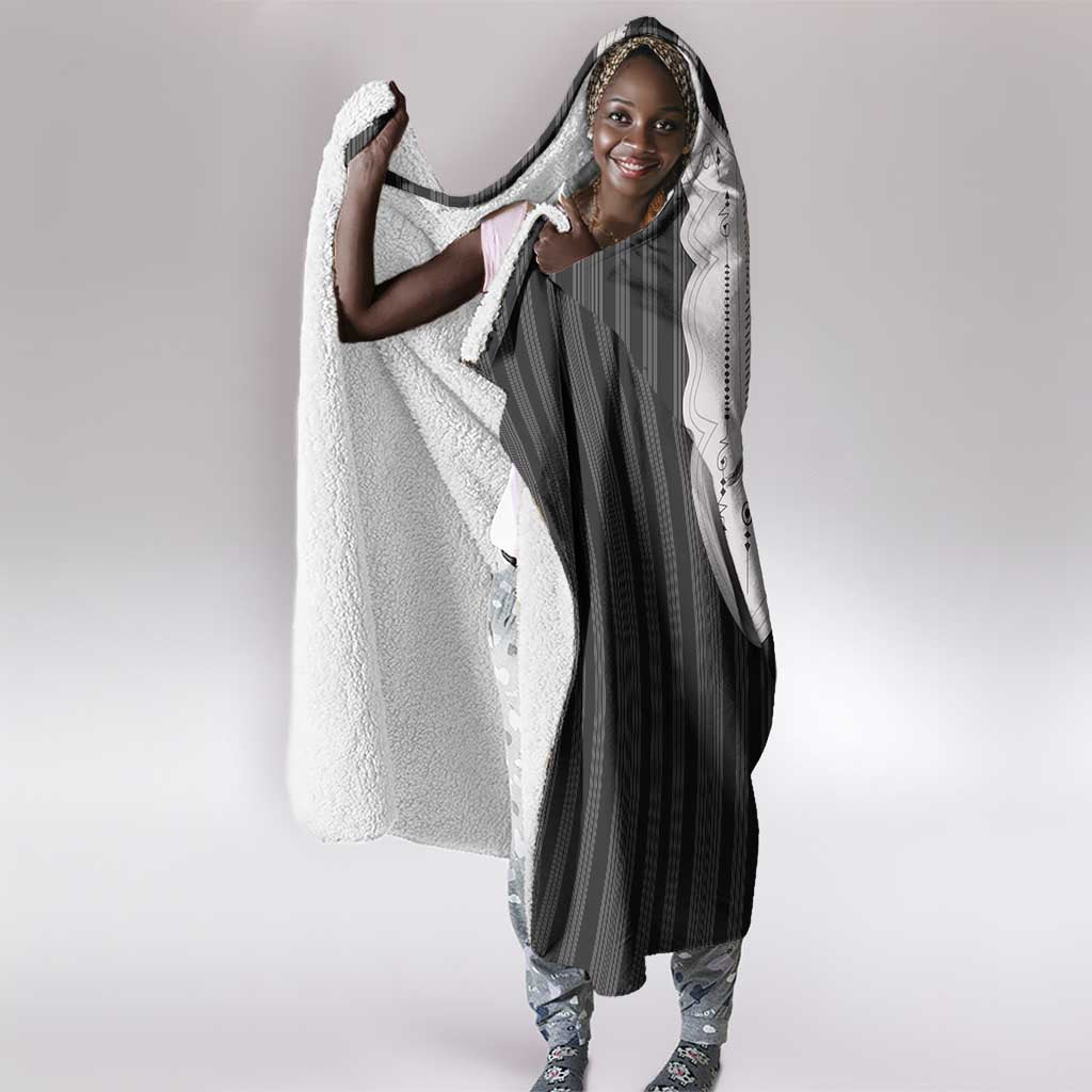Liberia Kpelle Ethnic Heritage Pattern - Black Hooded Blanket - African Pride