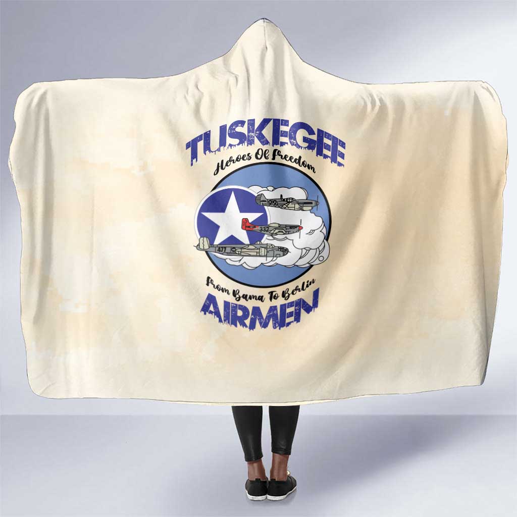 Tuskegee Airmen Red Tails Hooded Blanket Heroes Of Freedom Retro Style - African Pride