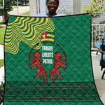 Togo Quilt - Red Twin Lions and Travail Liberté Patrie Slogan