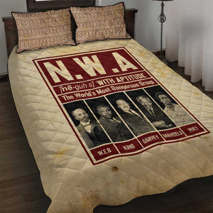 The World's Most Dangerous Group Quilt Bed Set