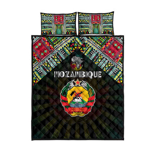 Mozambique Roots Quilt Bed Set African Pride in Fingerprint and Tribal Colors