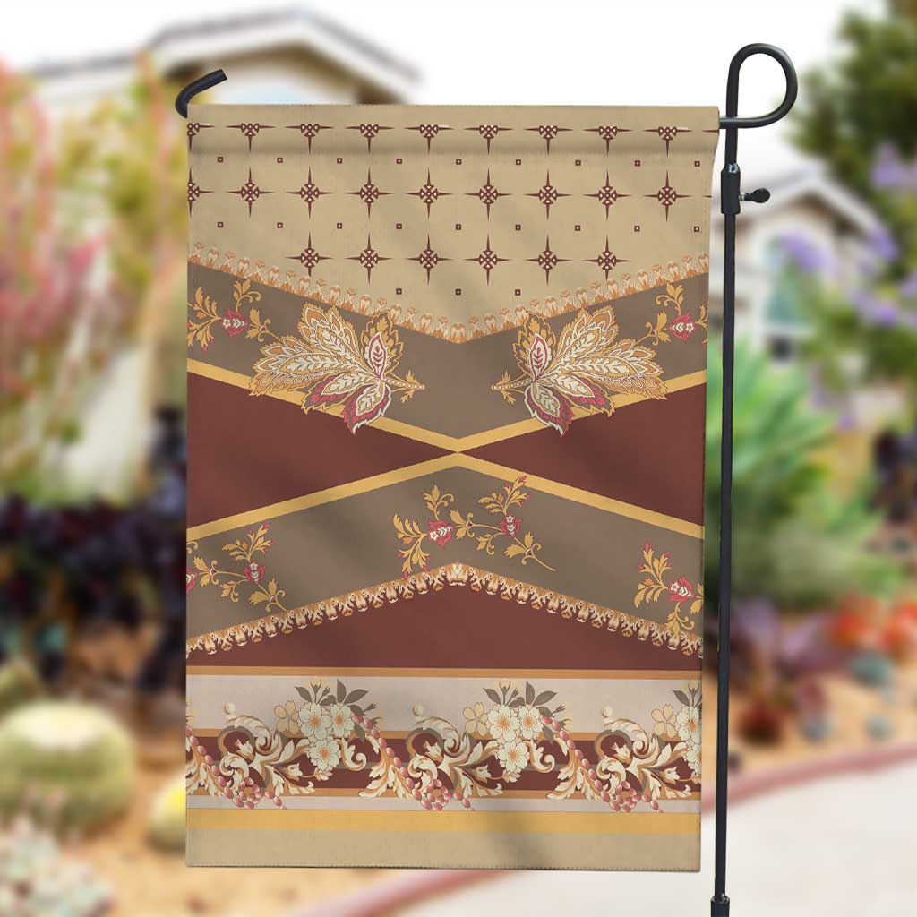 Mughal Empire Motif Unique Garden Flag