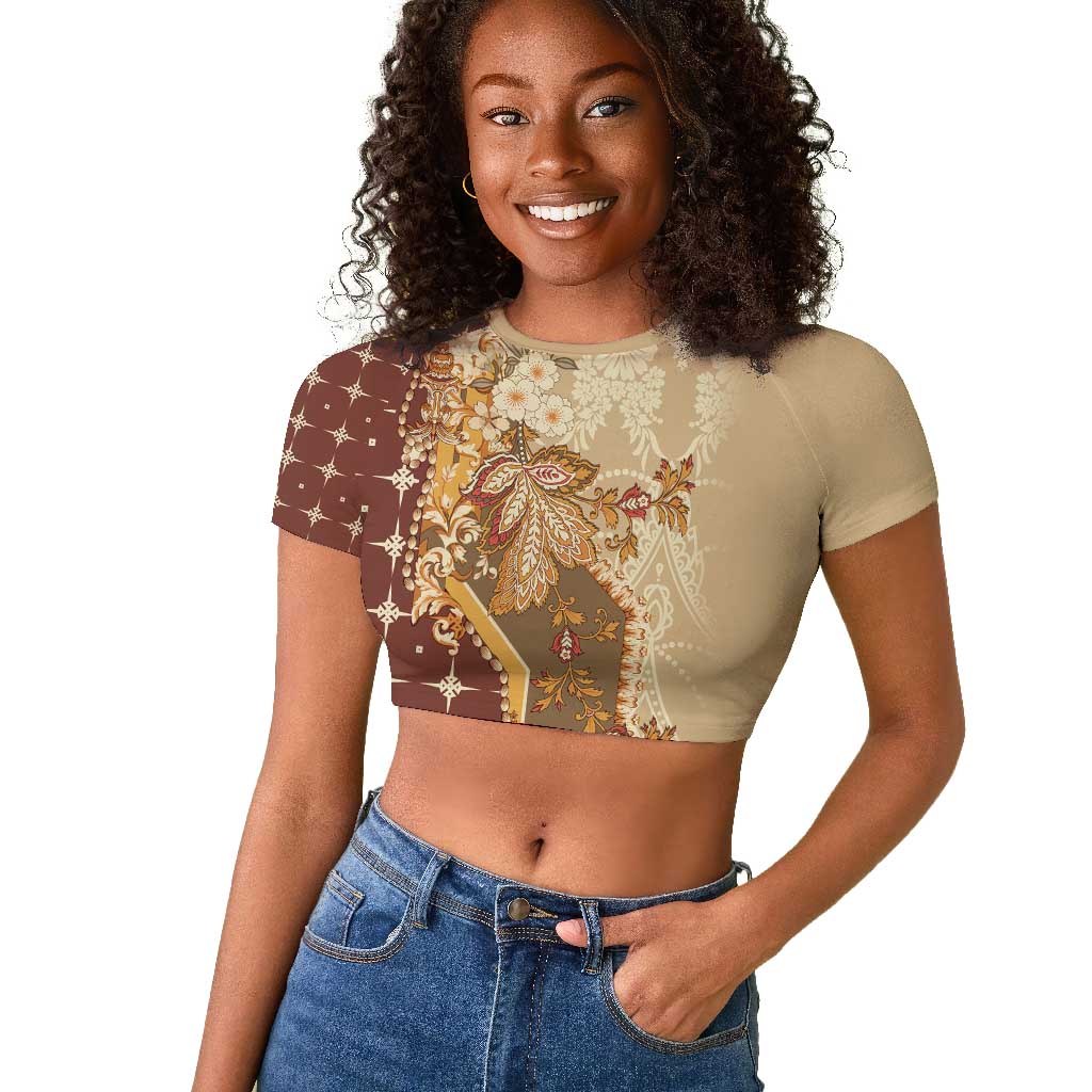 Mughal Empire Motif Unique Raglan Cropped T shirt