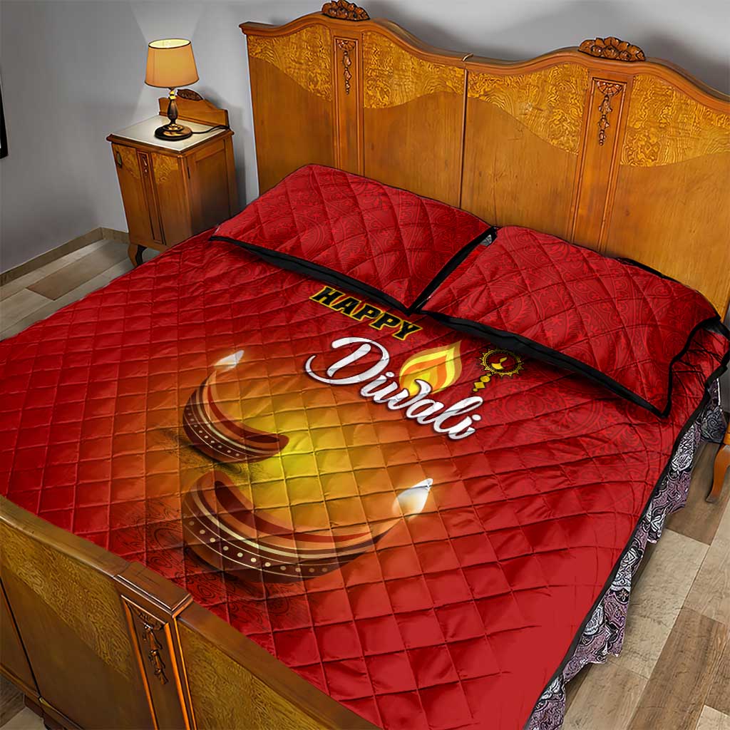 Diwali Festival Quilt Bed Set with Diya and Paisley Pattern
