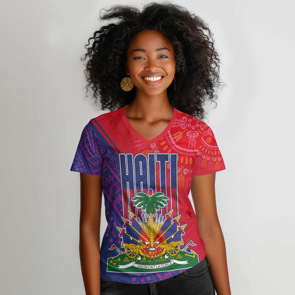 Haiti National Emblem Women V-Neck T-Shirt Dashiki and Polynesian Pattern
