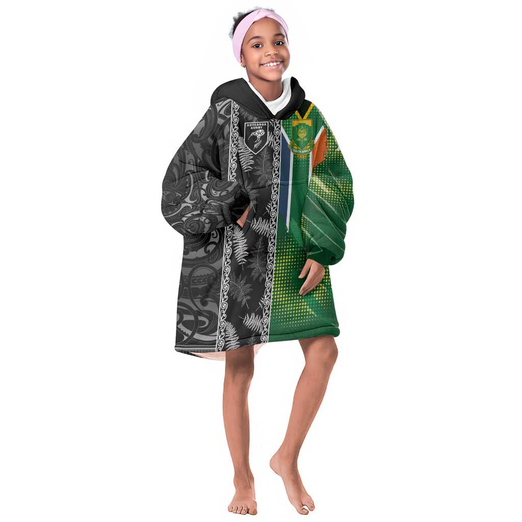 Custom Aotearoa South Africa Rugby Freedom Cup Kid Wearable Blanket Hoodie Maori Silver Fern Art and Sporty Flag SA - African Pride