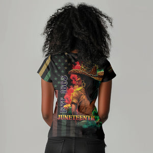 Steppin' into Juneteenth 1865 Women V-Neck T-Shirt Melanin Cowgirl Grunge Style