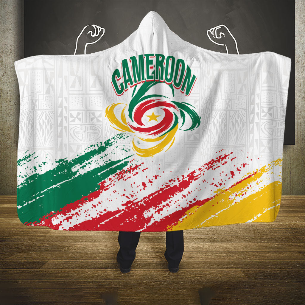 Cameroon Les Lionnes Indomptables Football Hooded Blanket Toghu Pattern