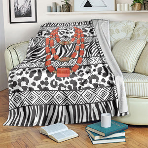 Nigeria Traditional Coral Bead Attire Blanket African Tribal Element Wild Animal Skins