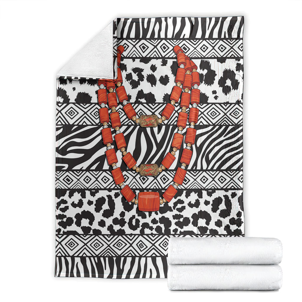 Nigeria Traditional Coral Bead Attire Blanket African Tribal Element Wild Animal Skins