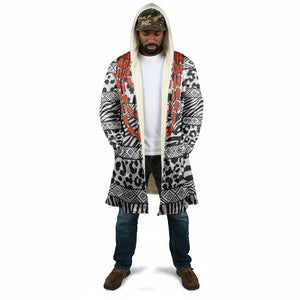 Nigeria Traditional Coral Bead Attire Cloak African Tribal Element Wild Animal Skins