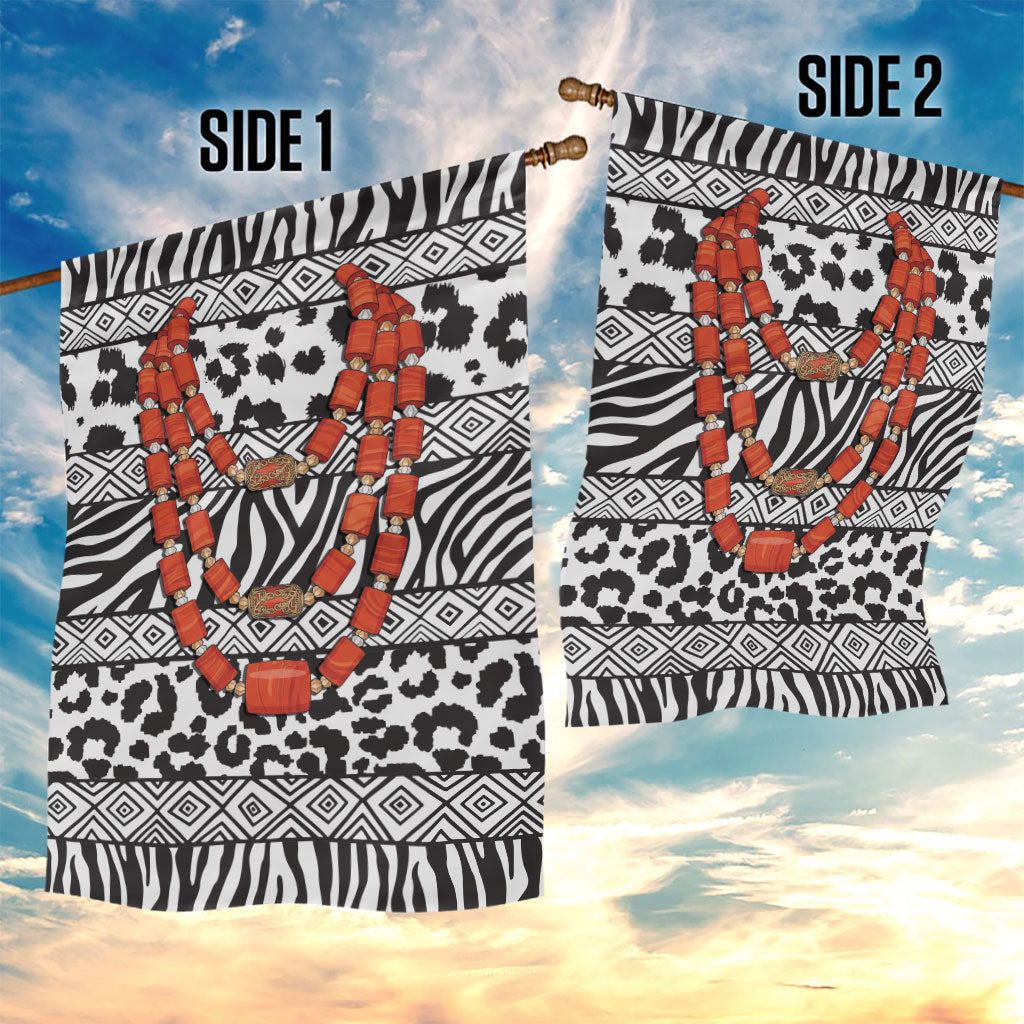 Nigeria Traditional Coral Bead Attire Garden Flag African Tribal Element Wild Animal Skins
