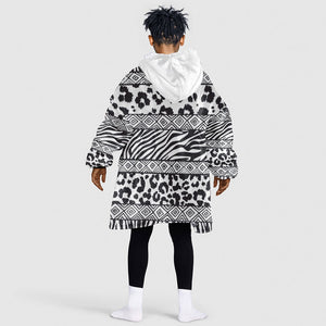 Nigeria Traditional Coral Bead Attire Kid Wearable Blanket Hoodie African Tribal Element Wild Animal Skins