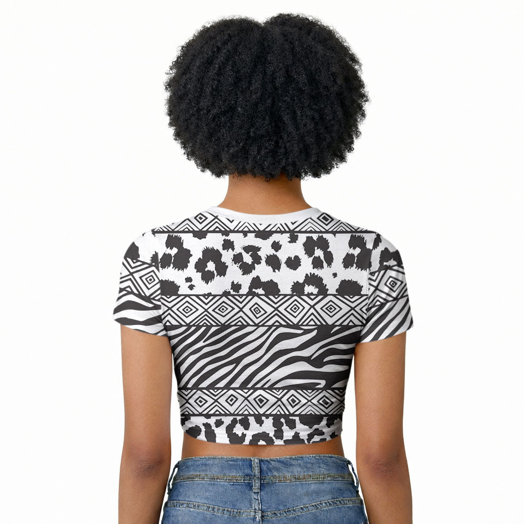 Nigeria Traditional Coral Bead Attire Raglan Cropped T shirt African Tribal Element Wild Animal Skins