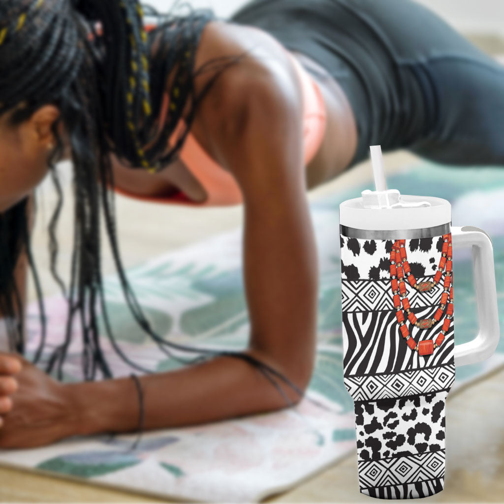 Nigeria Traditional Coral Bead Attire Tumbler With Handle African Tribal Element Wild Animal Skins
