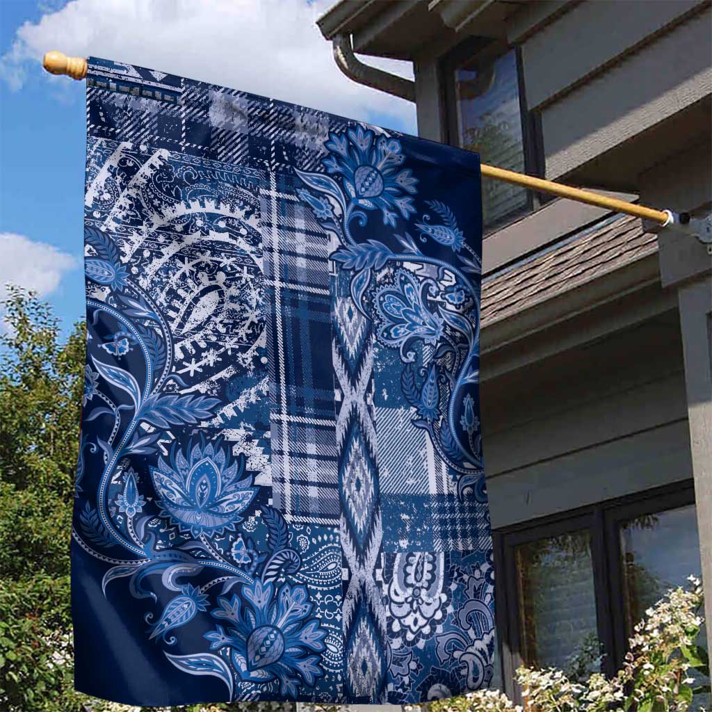 Afro Floral mix Maasai Shuka Garden Flag Blue Moitf