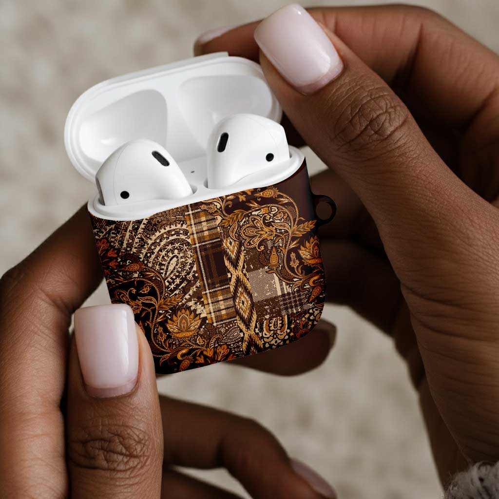 Africa Floral mix Maasai Shuka AirPods Case Gold Moitf