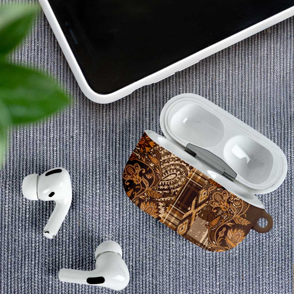 Africa Floral mix Maasai Shuka AirPods Case Gold Moitf