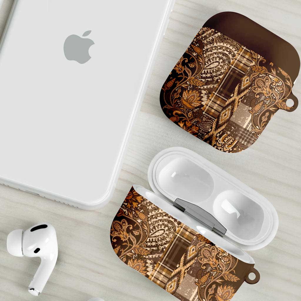 Africa Floral mix Maasai Shuka AirPods Case Gold Moitf