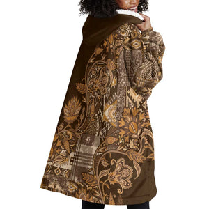 Afro Floral mix Maasai Shuka Wearable Blanket Hoodie Gold Moitf
