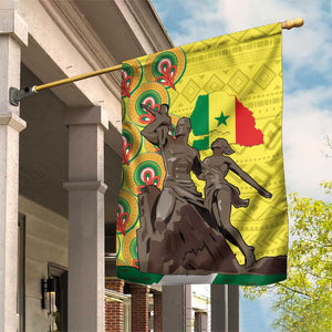 Senegal Monument de la Renaissance Garden Flag Africaine Ankara Pattern