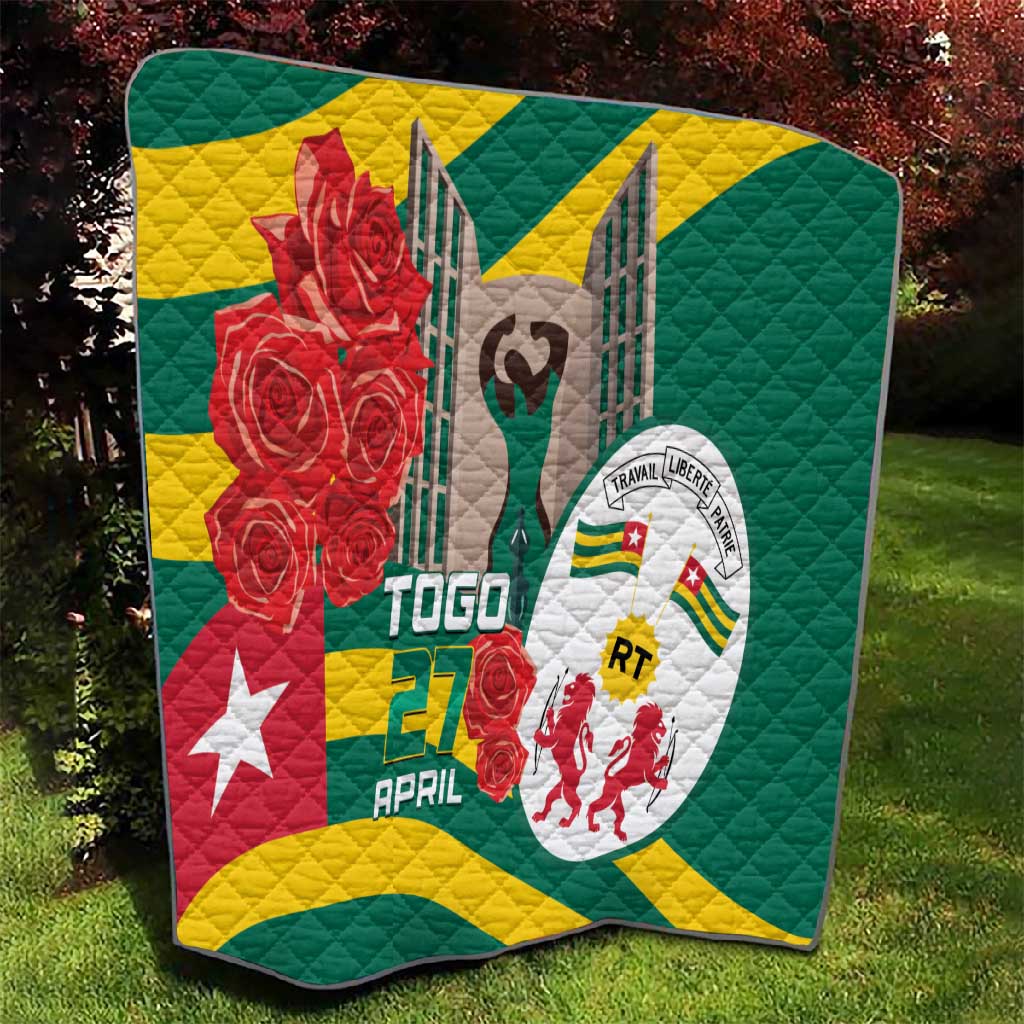 Republique Togolaise Monument de l'Independance Quilt African Pinkish Rose Coat Of Arms