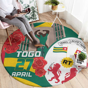 Republique Togolaise Monument de l'Independance Round Carpet African Pinkish Rose Coat Of Arms