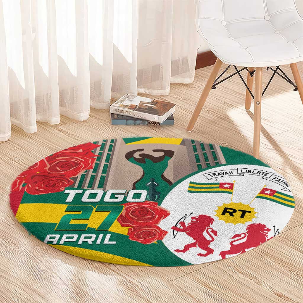 Republique Togolaise Monument de l'Independance Round Carpet African Pinkish Rose Coat Of Arms