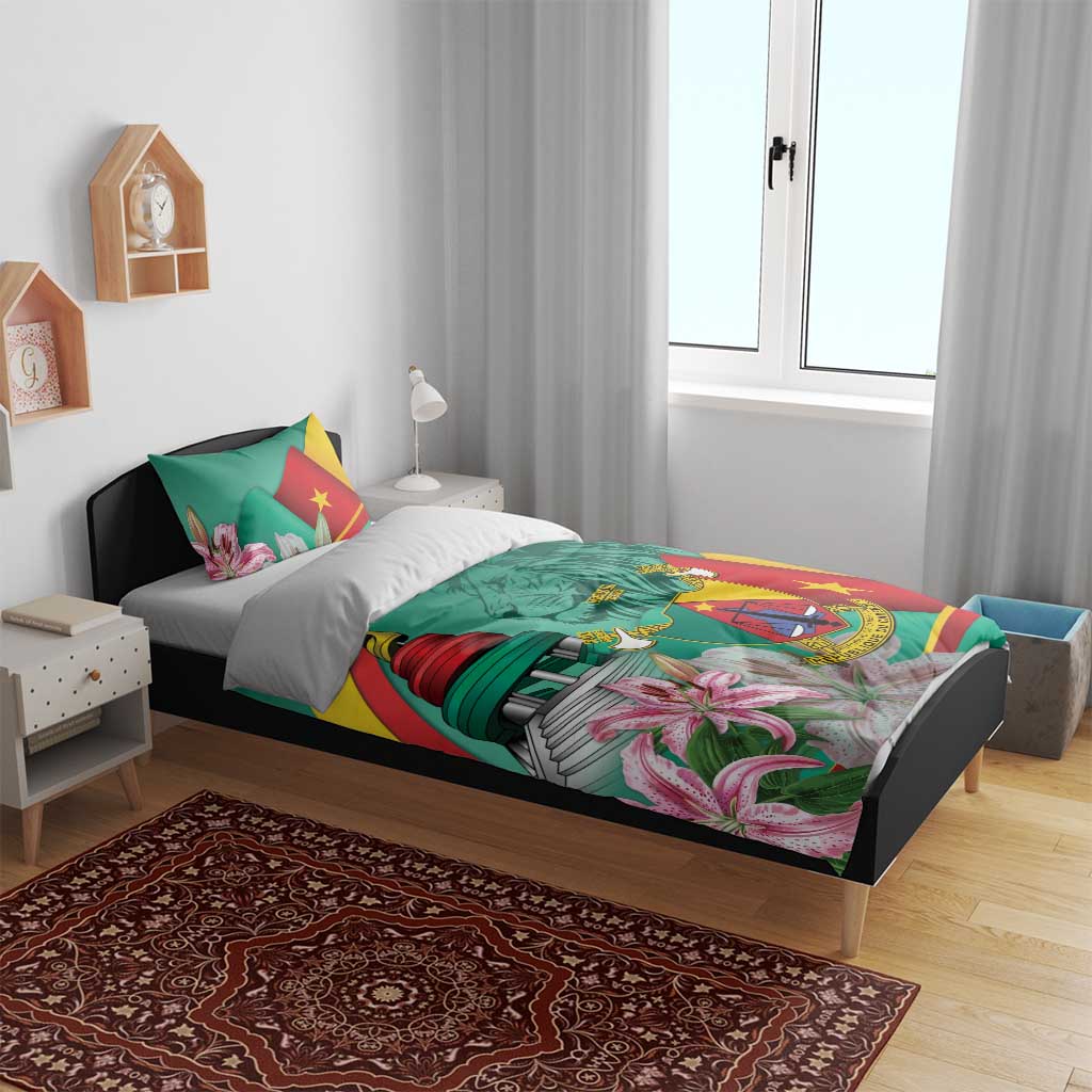 Monument de la Reunification Cameroun Bedding Set Coat Of Arms With Lily Flowers