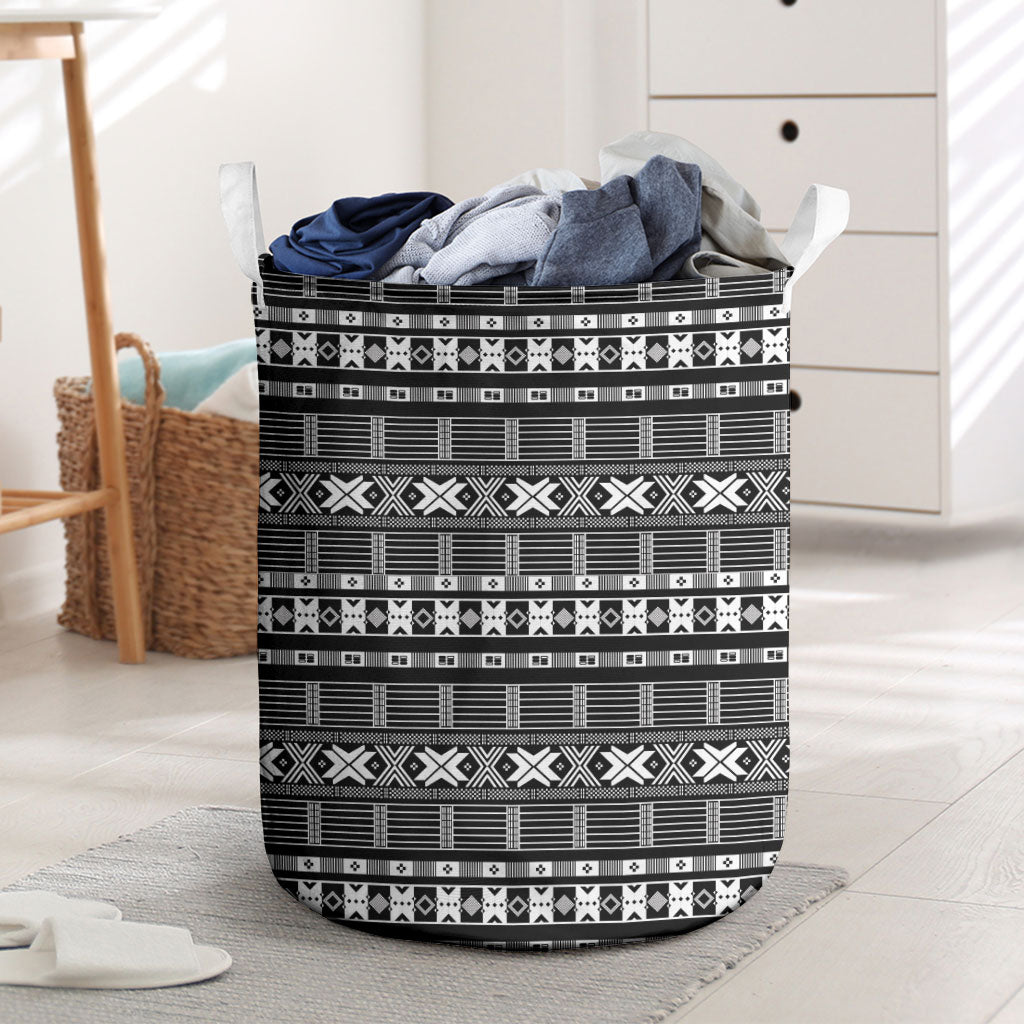 Pano De Terra Motifs Cabo Verde Laundry Basket Black Color