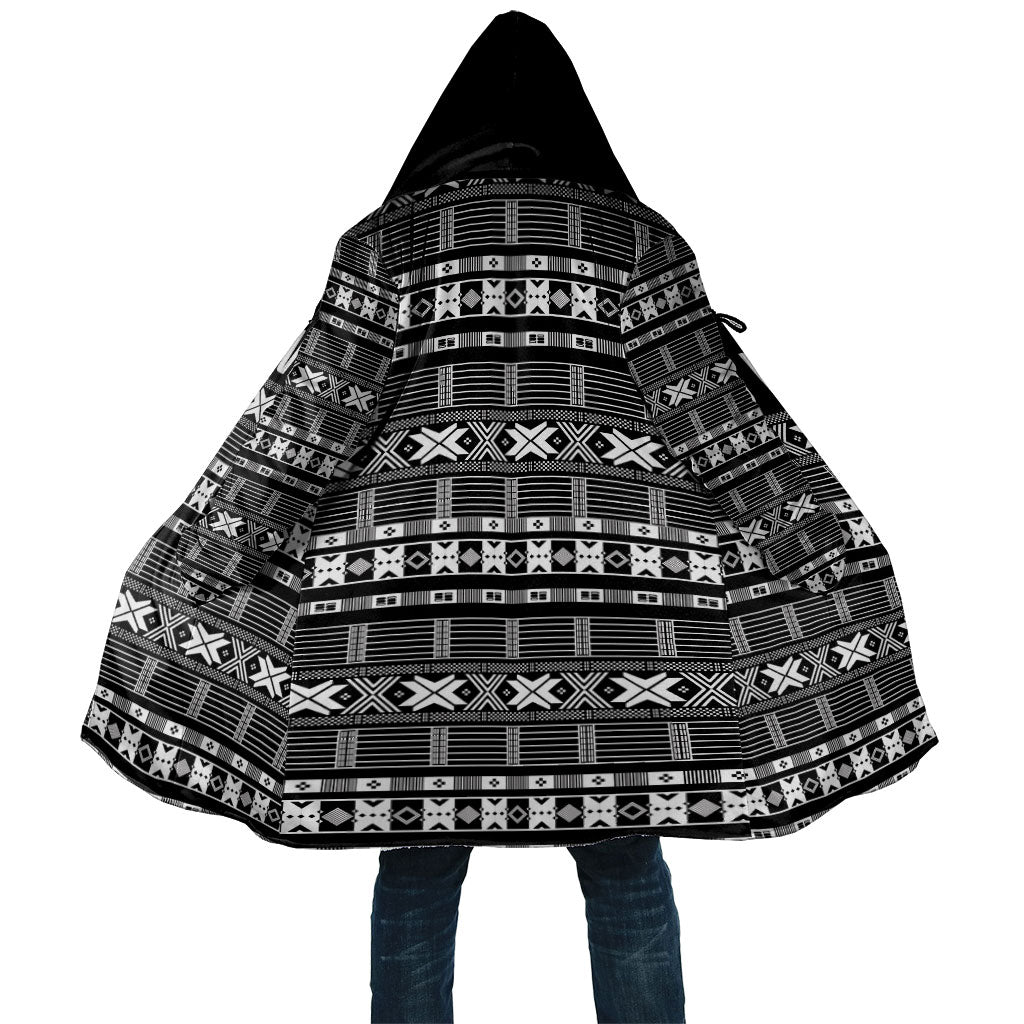 Pano De Terra Motifs Cabo Verde Cloak Black Color