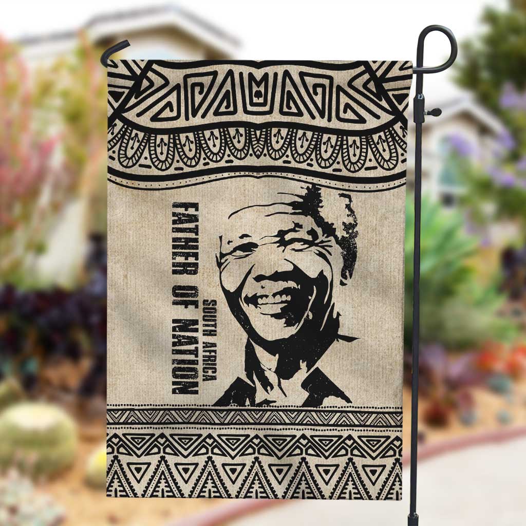South Africa Nelson Mandela - Father Of Nation Garden Flag Vintage African Pattern