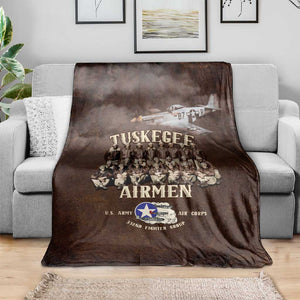Remembering the Red Tail Heroes Blanket Tuskegee Airmen Legacy Retro Style - African Pride