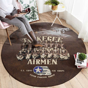 Remembering the Red Tail Heroes Round Carpet Tuskegee Airmen Legacy Retro Style - African Pride