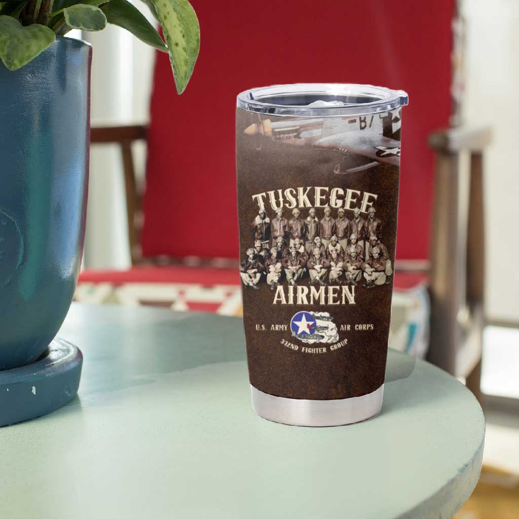 Remembering the Red Tail Heroes Tumbler Cup Tuskegee Airmen Legacy Retro Style - African Pride