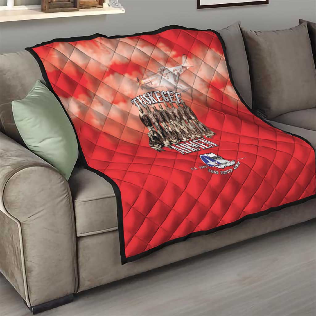 Remembering the Red Tail Heroes Quilt Tuskegee Airmen Legacy - Red - African Pride