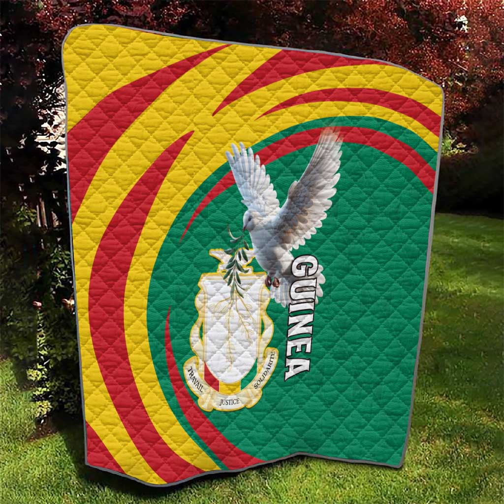 Guinea Quilt Coat Of Arms With Pigeon - Kente Pattern