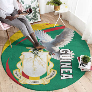 Guinea Round Carpet Coat Of Arms With Pigeon - Kente Pattern