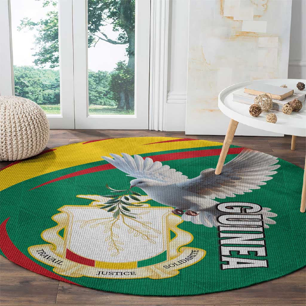 Guinea Round Carpet Coat Of Arms With Pigeon - Kente Pattern