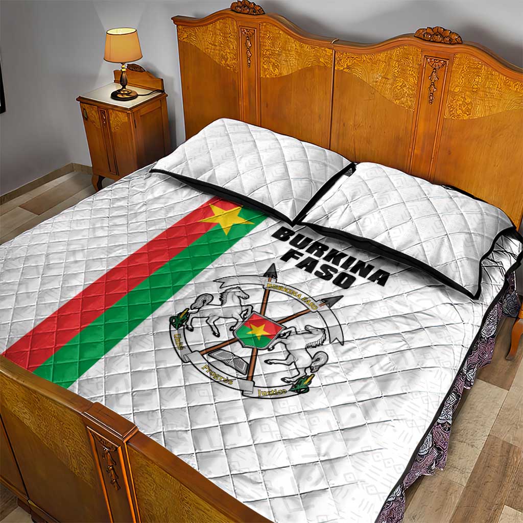 Burkina Faso Quilt Bed Set Striped White - Bogolan Pattern - African Pride