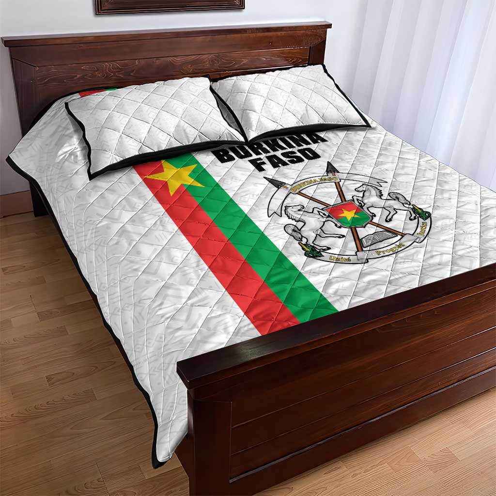Burkina Faso Quilt Bed Set Striped White - Bogolan Pattern - African Pride