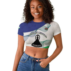 Personalized Naha ea Lesotho Raglan Cropped T shirt Coat Of Arms With Kente Pattern - African Pride