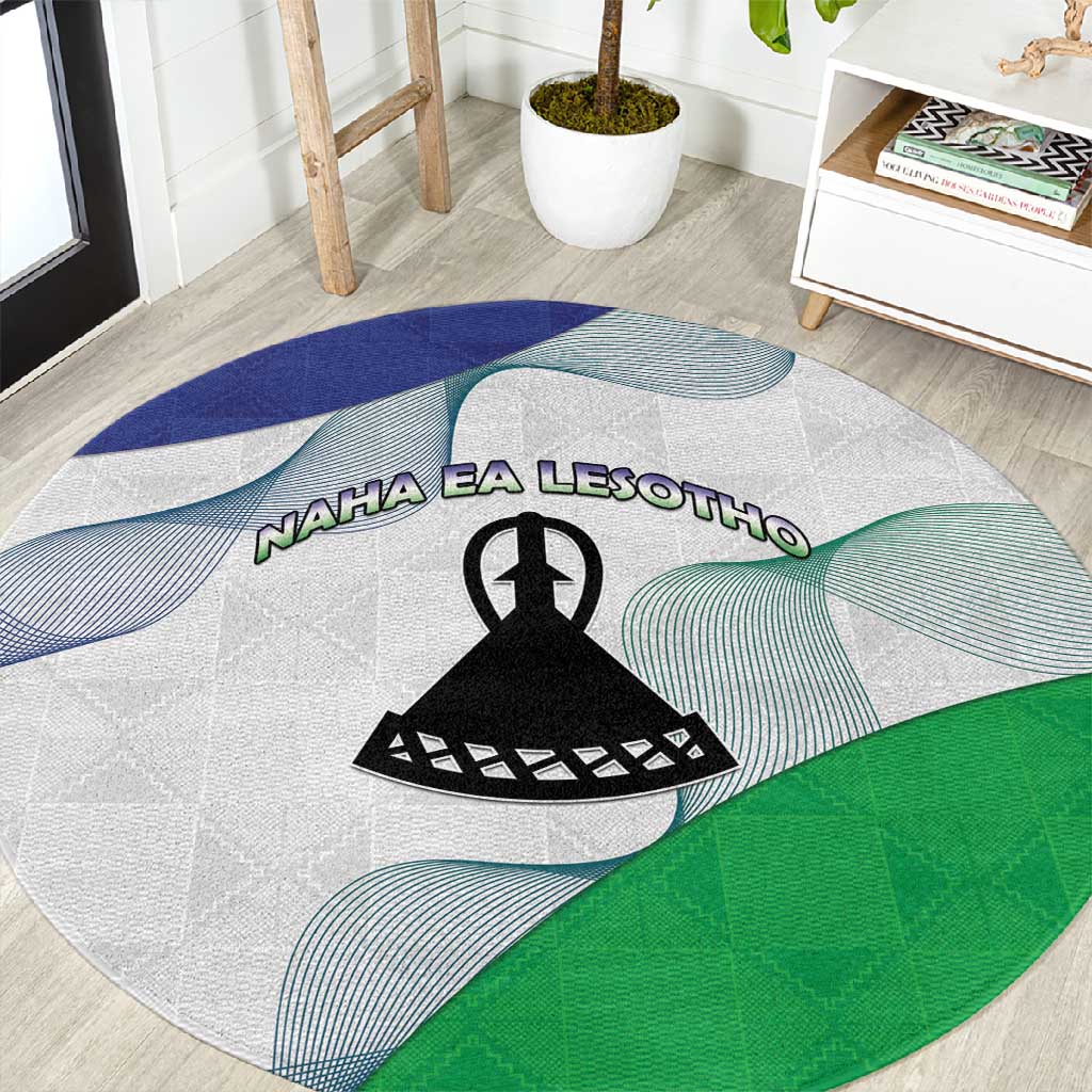 Naha ea Lesotho Round Carpet Coat Of Arms With Kente Pattern - African Pride